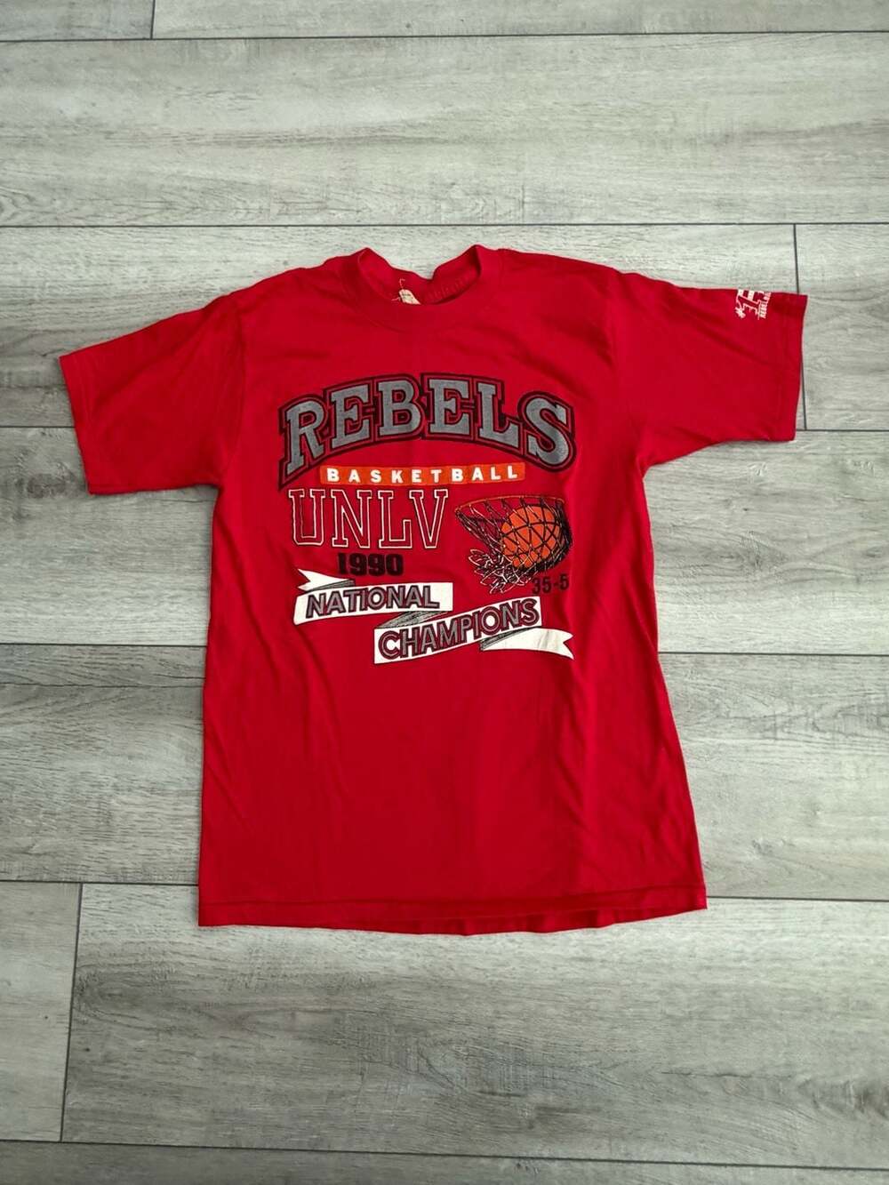 Single Stitch Vintage 1990 UNLV Rebels Basketball National Champions T-Shirt Lar